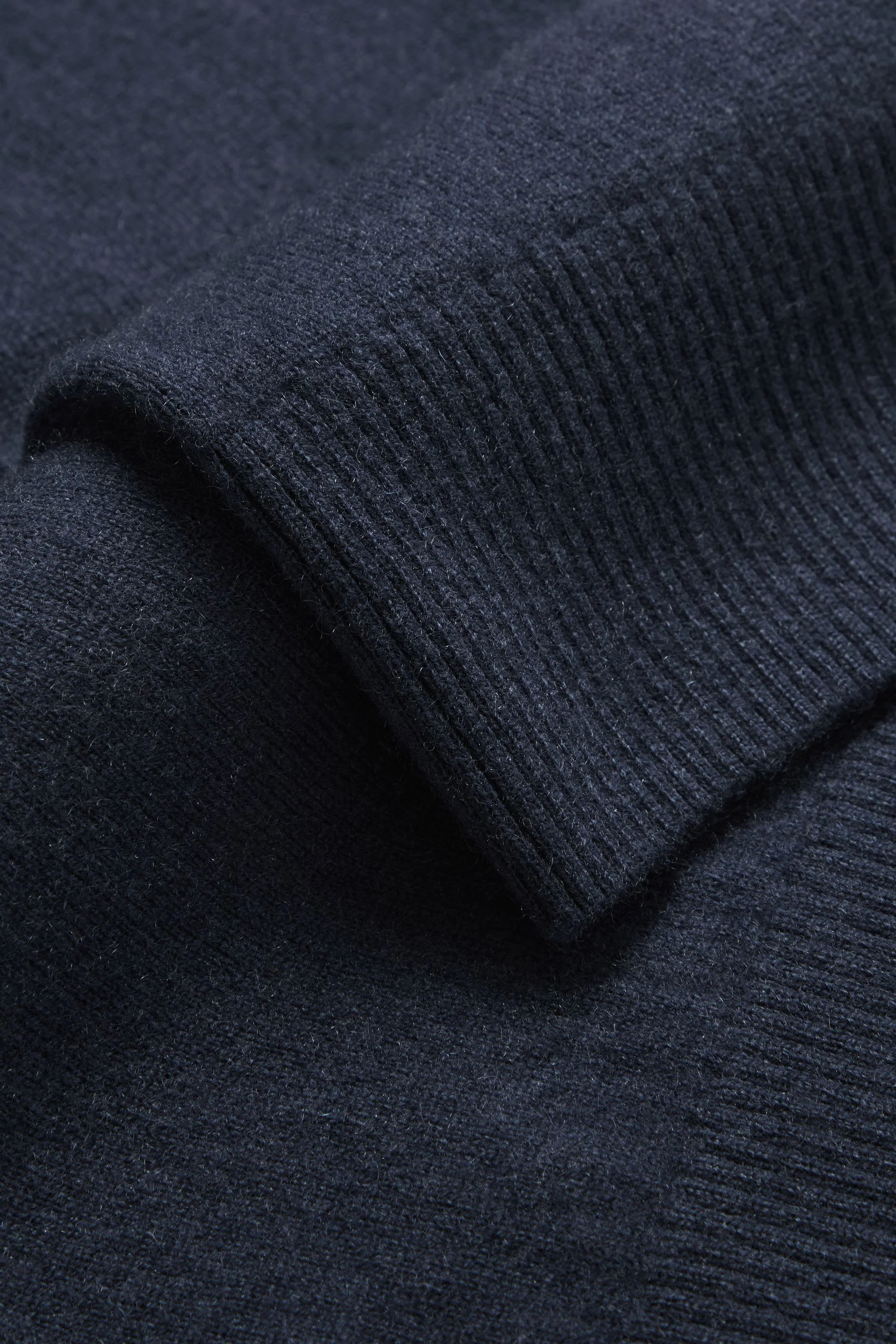 Crafted Cashmere Sweater, Regular Fit - Image 5