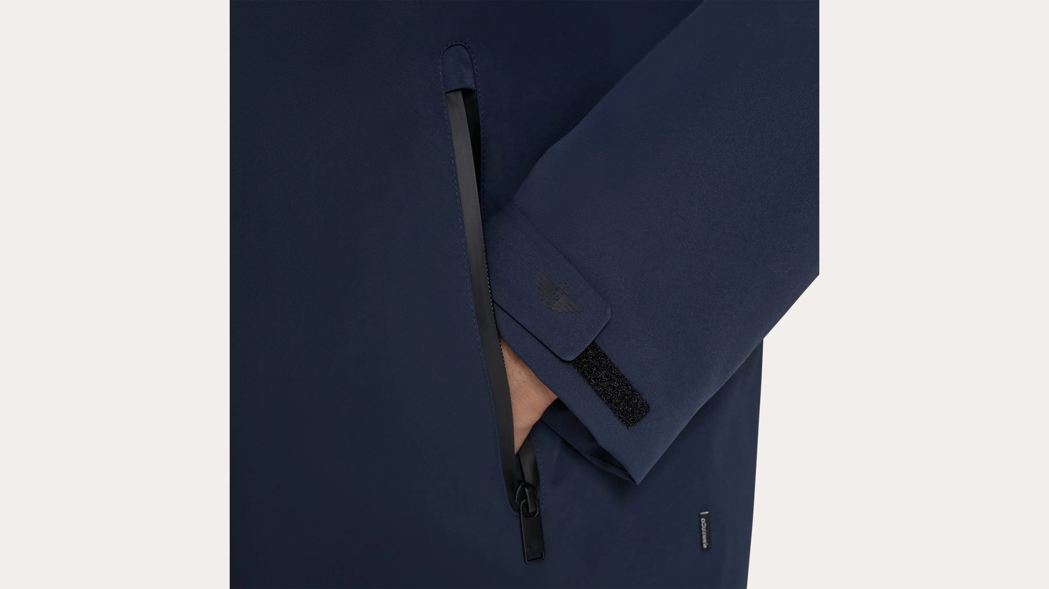 Go Rain Commuter Jacket - Image 3